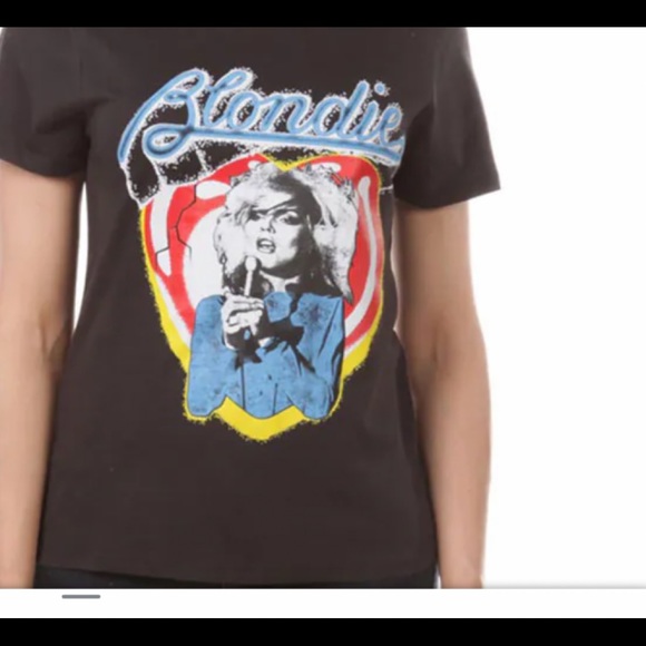 NWOT Vintage 80’s Graphic Tee. Crewneck. Urban.